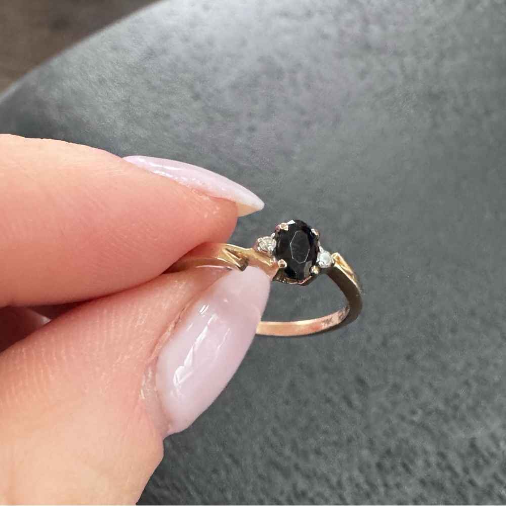 10k gold ring with sapphire and pave diamonds - Picture 7 of 7